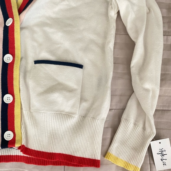 Style & Co. | NWT Light Retro Style Cardigan - Picture 3 of 5